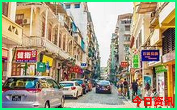 到北京玩坐火车哪个站比较好